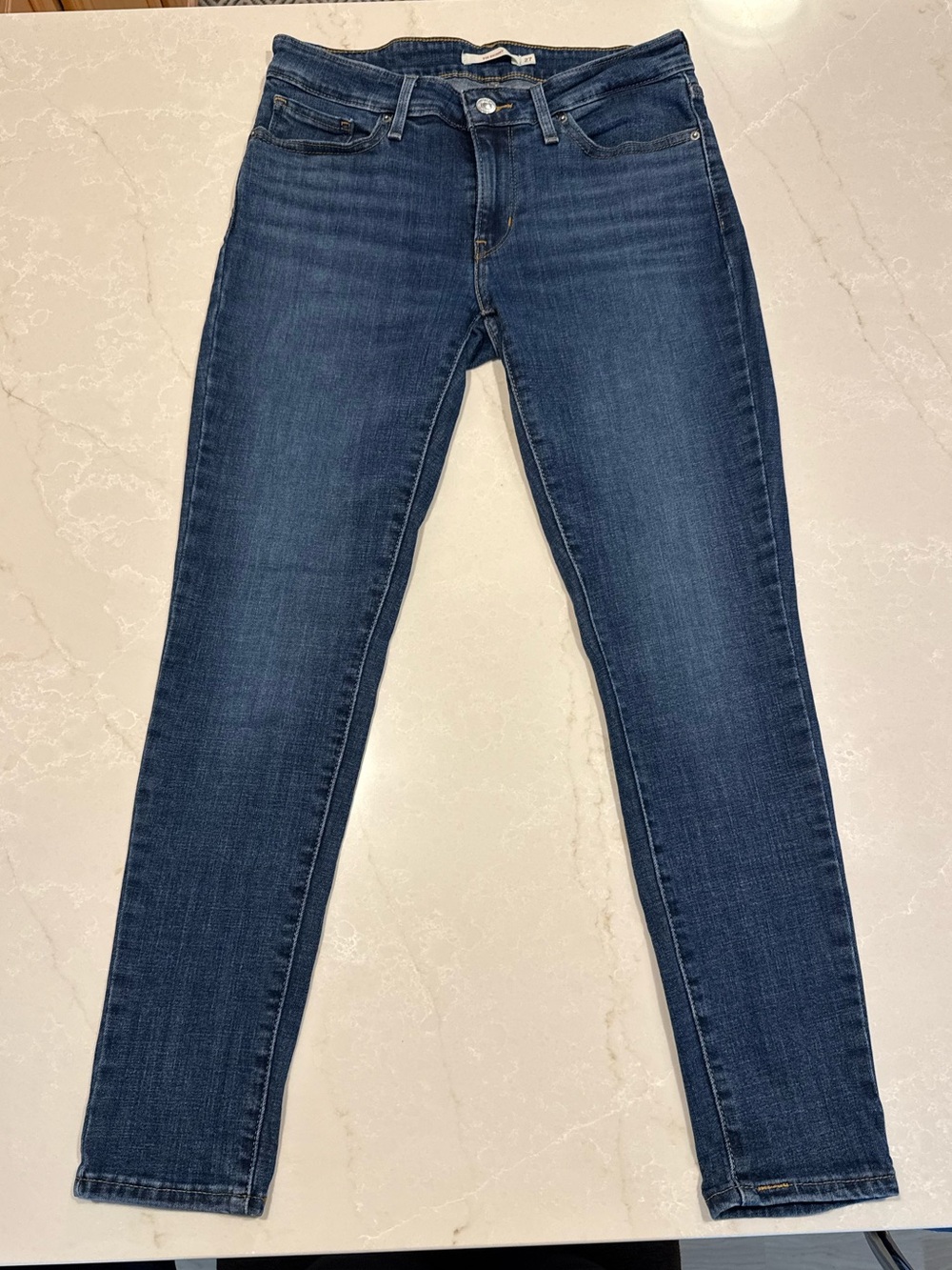 Levis 711 Skinny Jeans